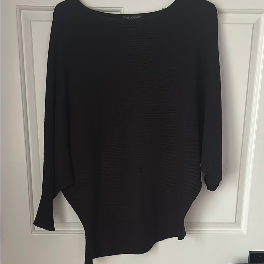 For Cynthia Black Knit Shrug with Asymmetrical Hem🌿